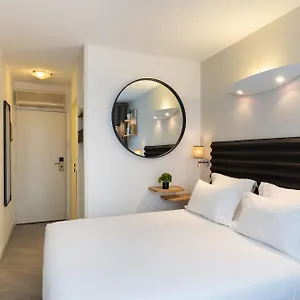 3* Otel Chromatics & Restaurant Hill Club By Happyculture