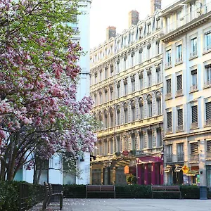 3* Otel Des Celestins